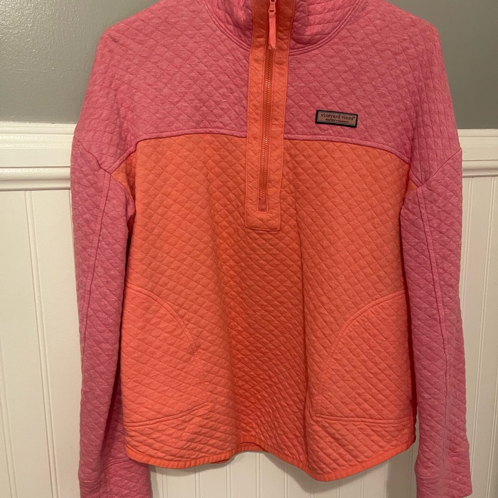 Vineyard Vines Coral and Rose Quilted Top